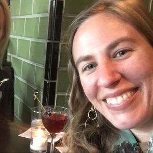 Meet your Posher, Julie